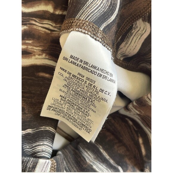 Nike Women Yoga Dri-FIT 5in Shorts Size Small Ironstone - Picture 8 of 9